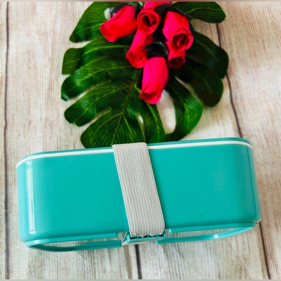 ZONA Mint Green Logo Lunch Box Container - Picture 2 of 6
